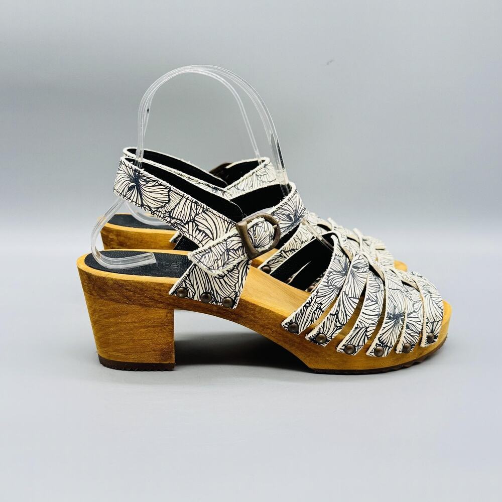 Sanita Sandals Womens 6 White Black Slingback Strappy Clog Buckle Block Heel